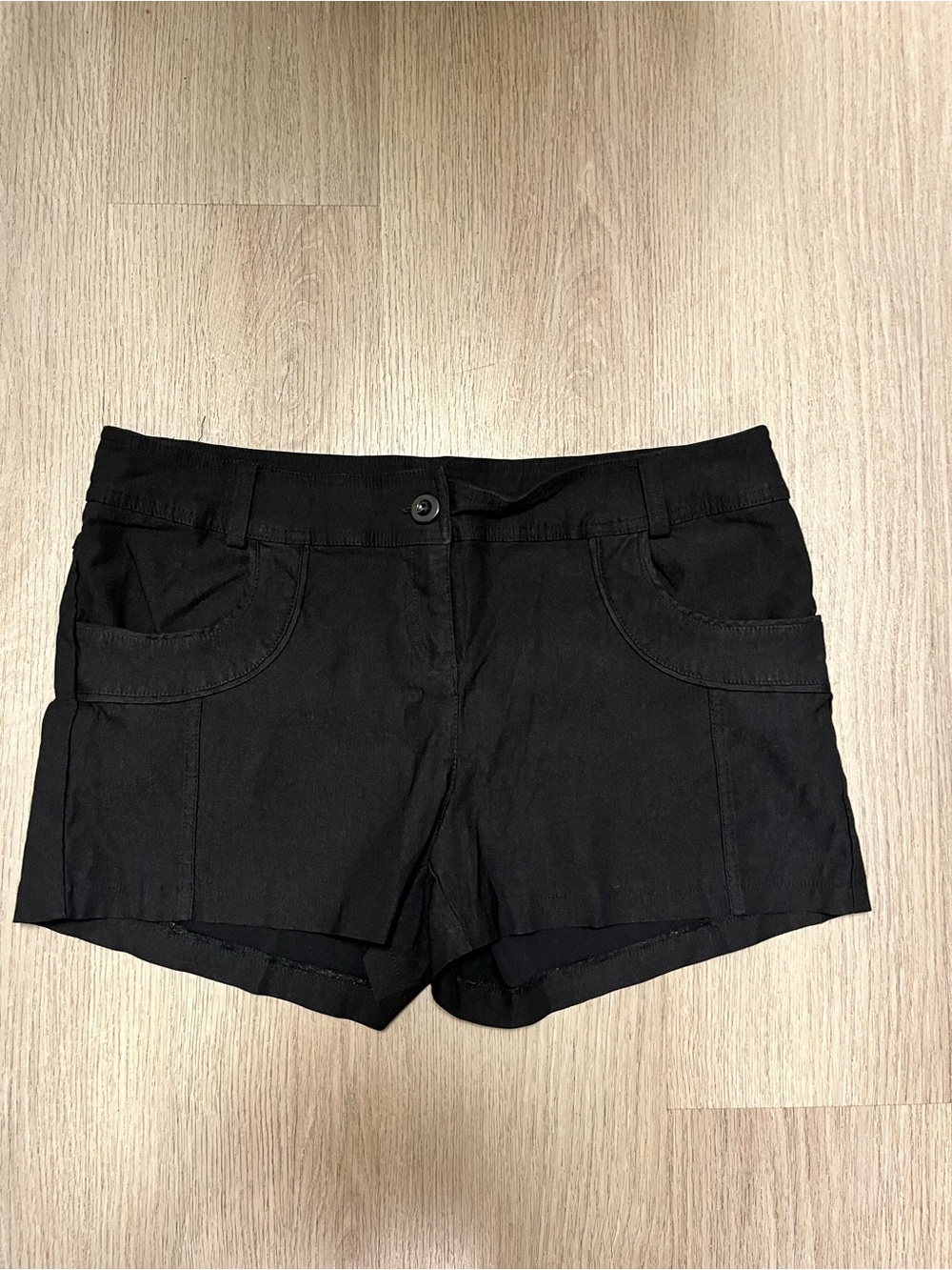 Color Swatch Black Women's Casual Stretch Shorts 2X